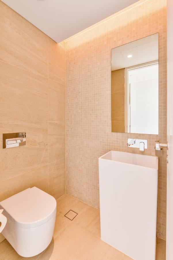 Luxe 3 Bedroom Oceanfront Apartment In The Heart Of Bluewaters Island Dubaj Zewnętrze zdjęcie
