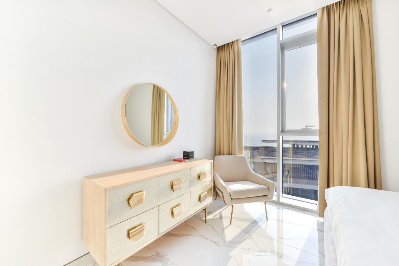Luxe 3 Bedroom Oceanfront Apartment In The Heart Of Bluewaters Island Dubaj Zewnętrze zdjęcie