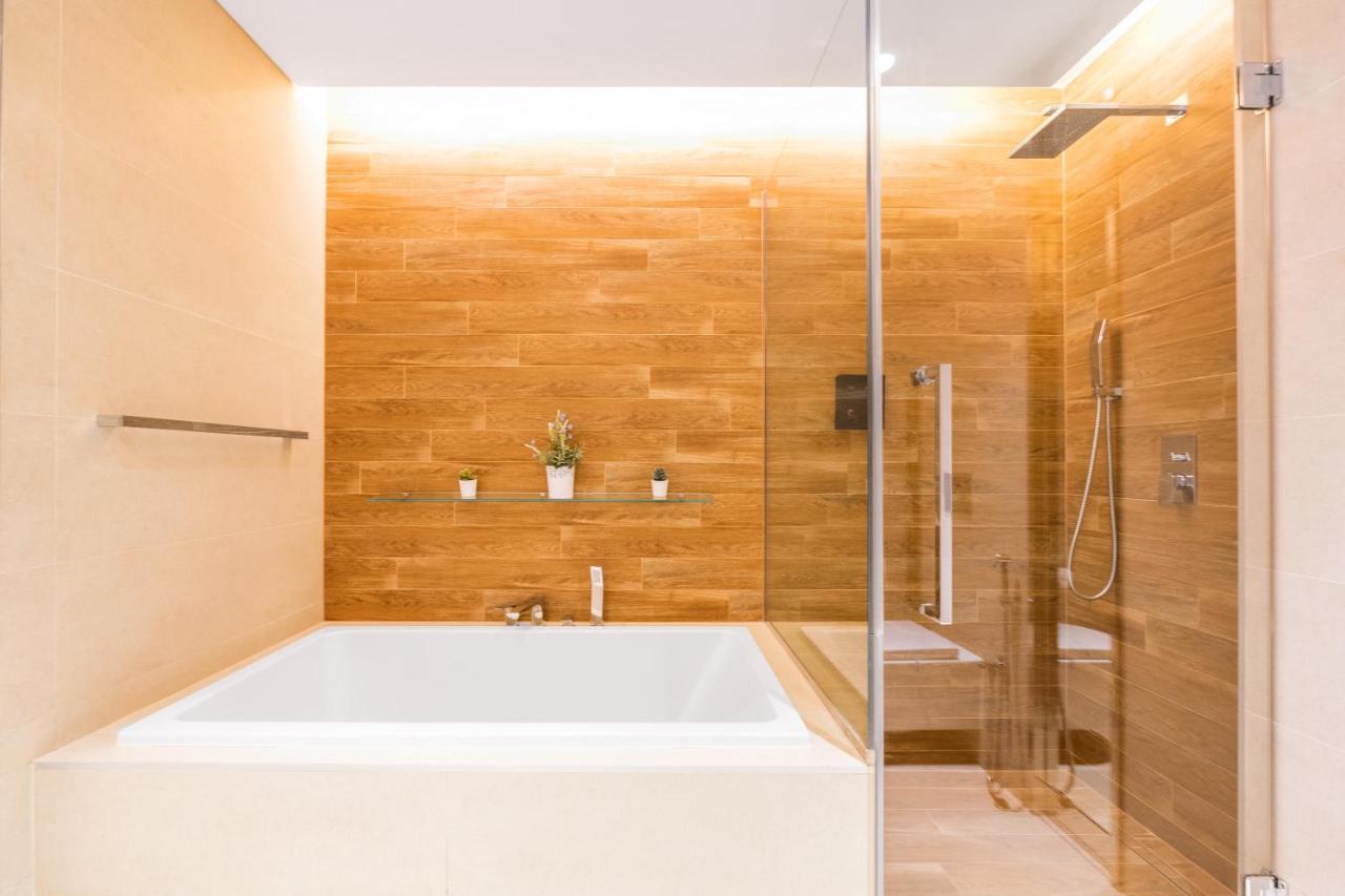 Luxe 3 Bedroom Oceanfront Apartment In The Heart Of Bluewaters Island Dubaj Zewnętrze zdjęcie