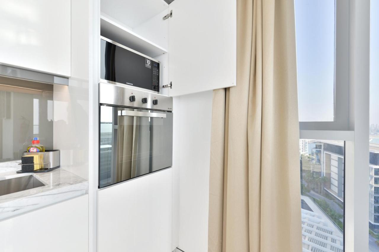 Luxe 3 Bedroom Oceanfront Apartment In The Heart Of Bluewaters Island Dubaj Zewnętrze zdjęcie